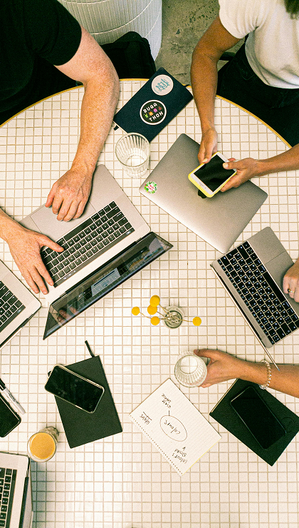 http://Minimal%20workspace%20with%20cork%20board%20and%20design%20notes